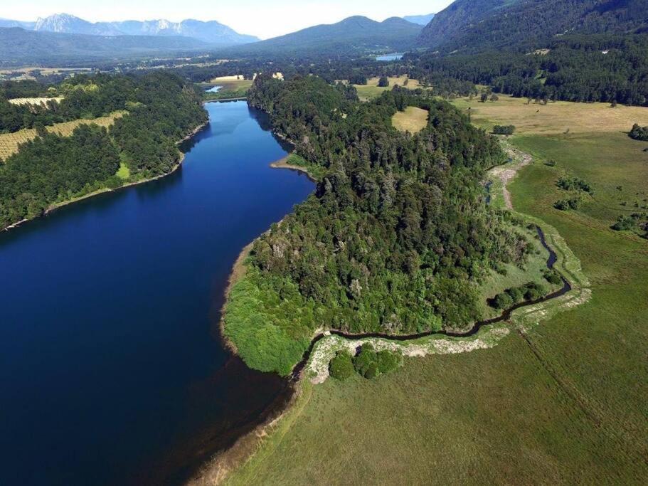 Casa de férias Casa Familiar A Orilla De Laguna Pucón