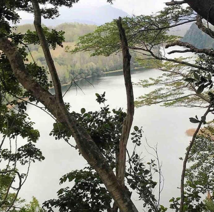 Casa Familiar A Orilla De Laguna Casa de férias Pucón